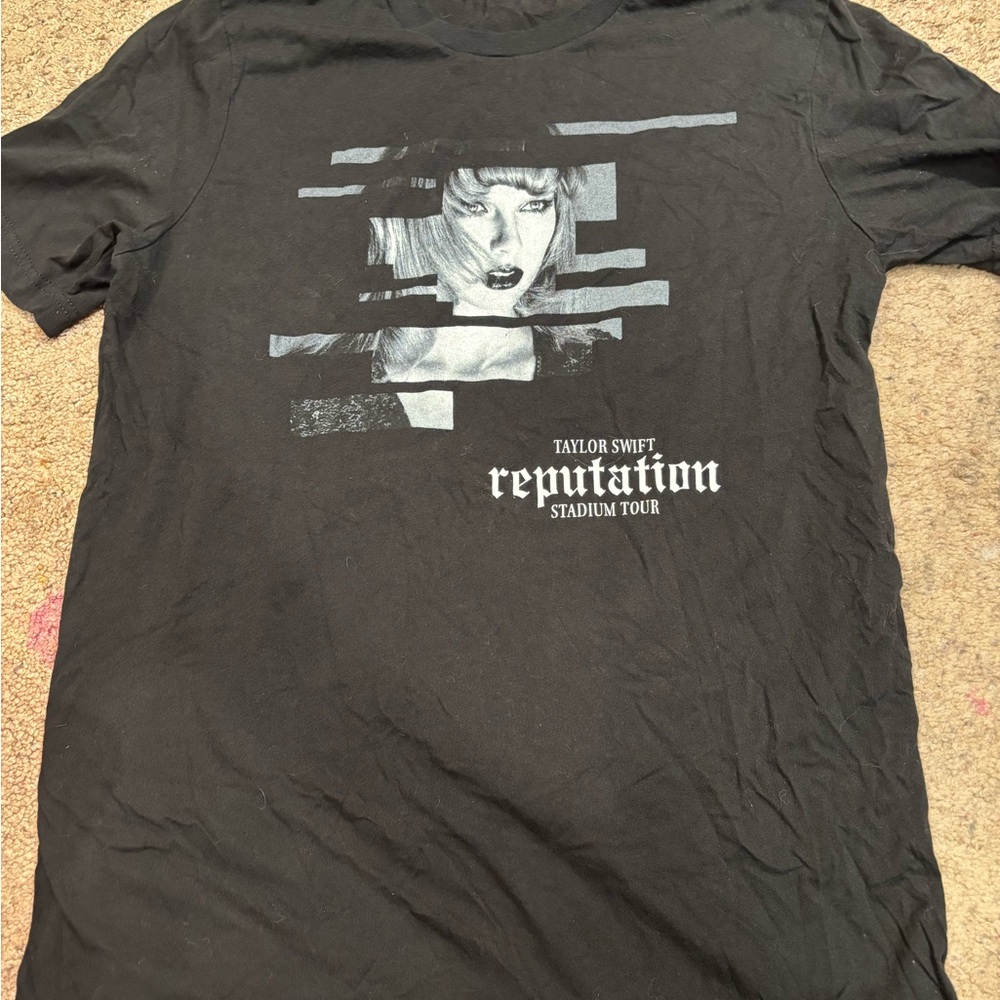 Taylor Swift Black Reputation Tour Tee